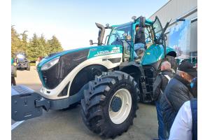 Trator Agrícola Lovol P3404-8V - 340 Cavalos
